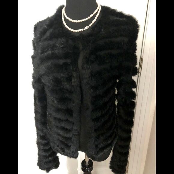 Beautiful fur cardigan - Picture 1 of 3